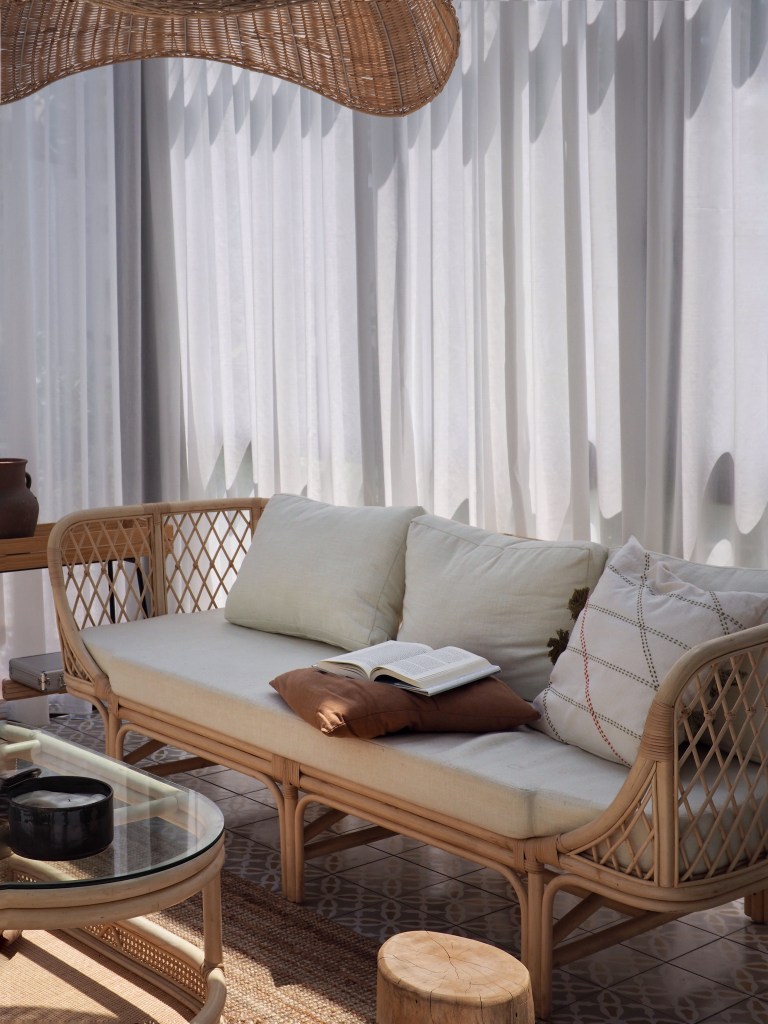 Penang Interior Designer, interior design in Malaysia. soft glass house. thoughtful design. Malaysian home